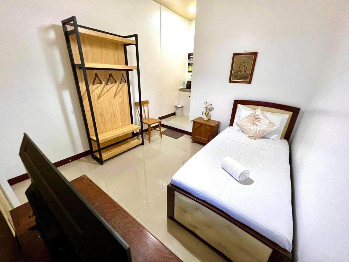 E&R Airport Hotel Dumaguete City Exteriér fotografie