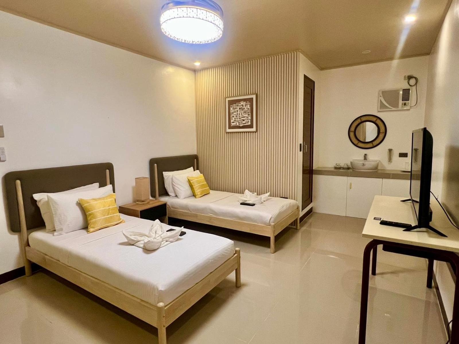 E&R Airport Hotel Dumaguete City Exteriér fotografie