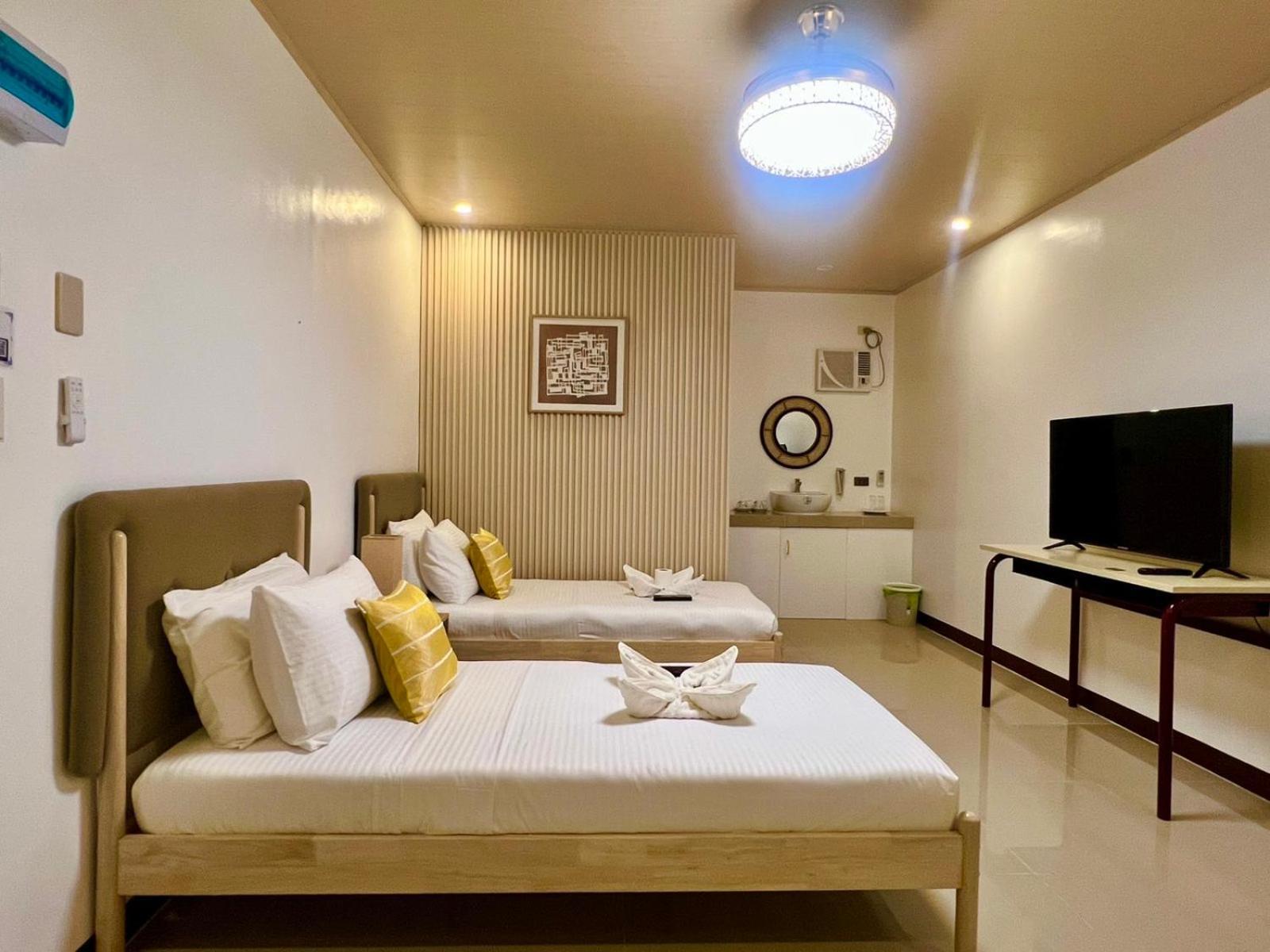 E&R Airport Hotel Dumaguete City Exteriér fotografie